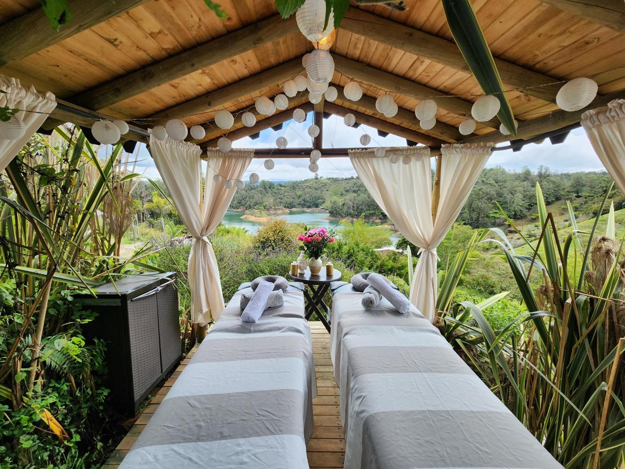Levit Glamping - Hotel Guatape Penol (Adults Only) Eksteriør bilde