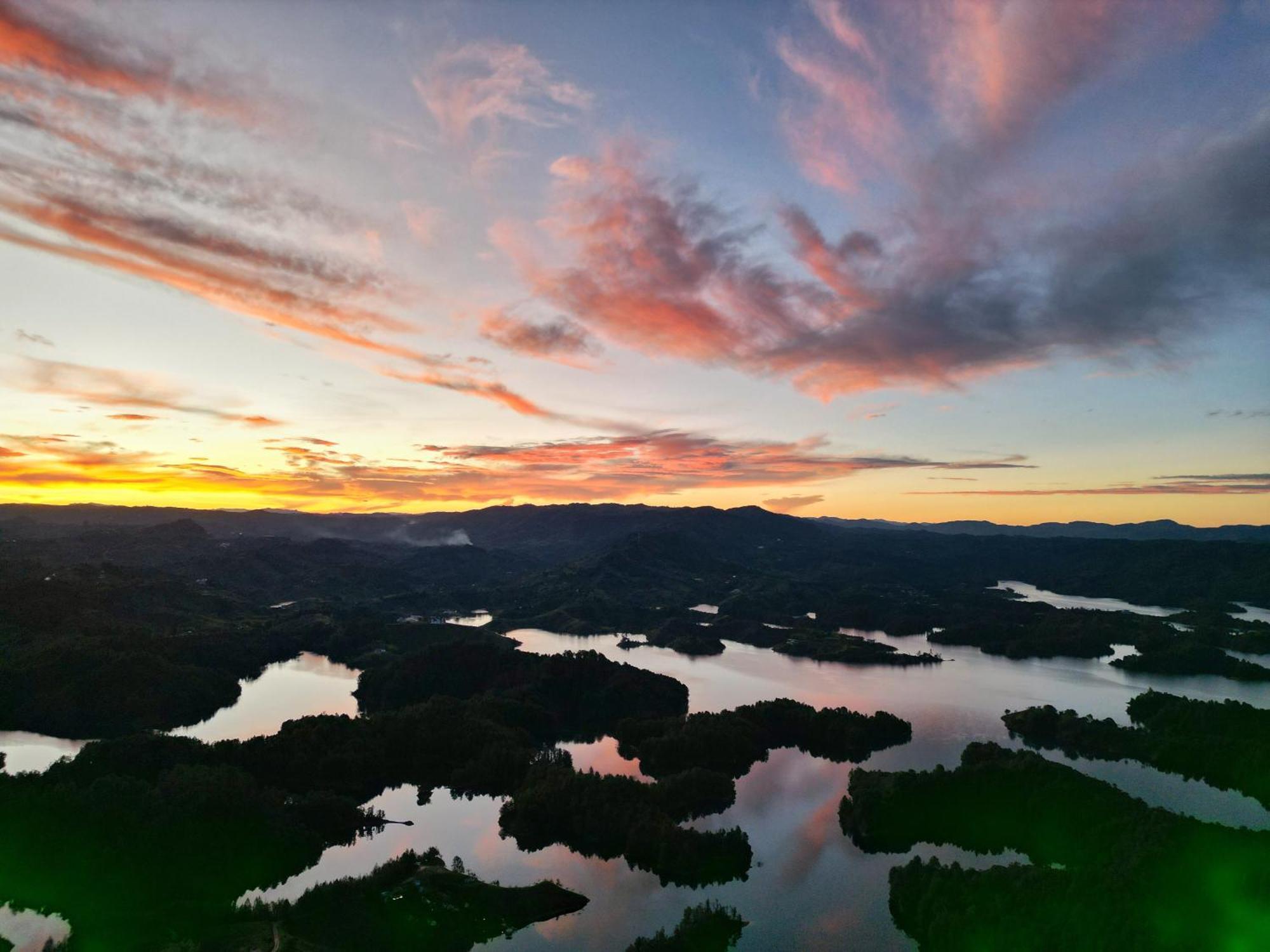 Levit Glamping - Hotel Guatape Penol (Adults Only) Eksteriør bilde