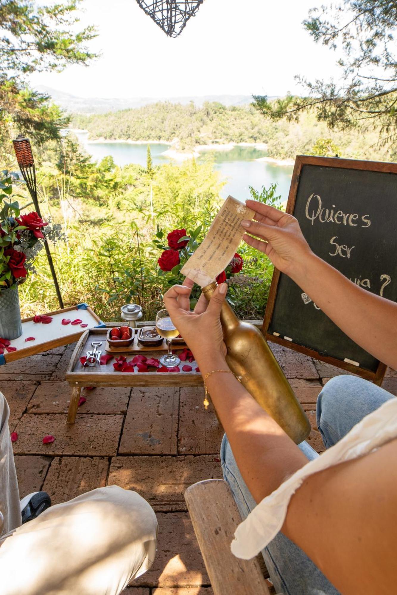 Levit Glamping - Hotel Guatape Penol (Adults Only) Eksteriør bilde