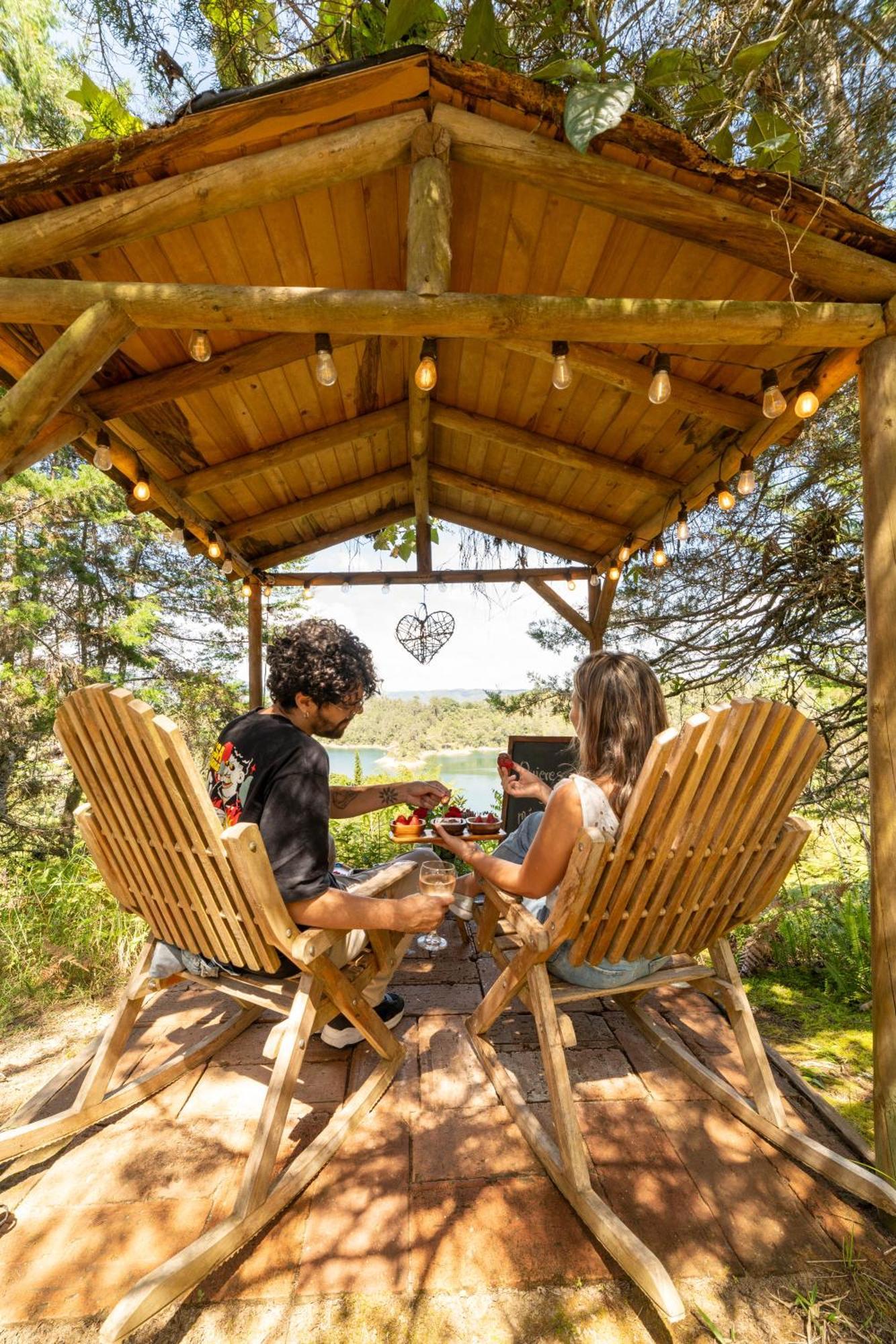 Levit Glamping - Hotel Guatape Penol (Adults Only) Eksteriør bilde